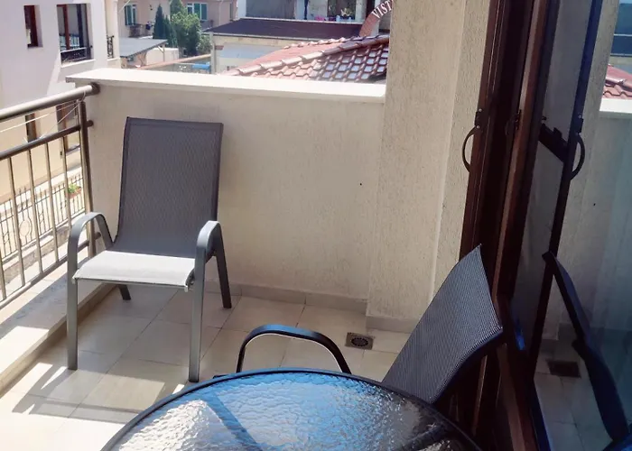 лесо-зара студио * Ravda